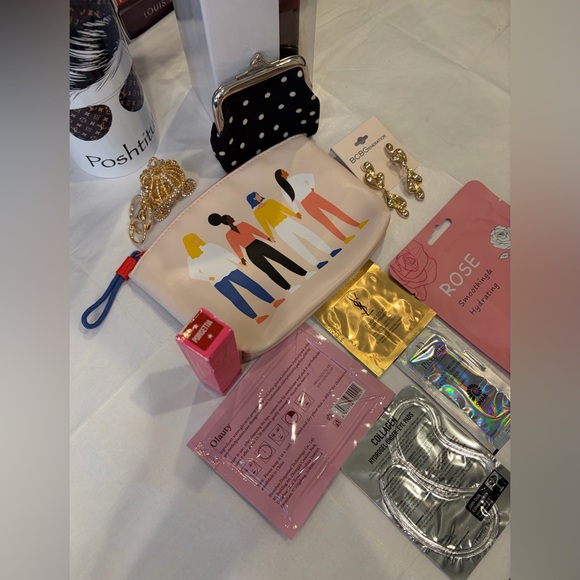 ARE YOU A POSHTITUTE? NIB TUMBLER FEATURES A HIGH MAINTENANCE LADY READY TO POSH - Picture 4 of 6